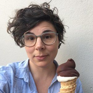 Meet your Posher, Kelly